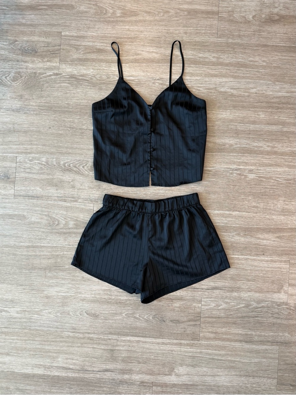 Abercrombie & Fitch Satin Sleepwear Set in Black– XS